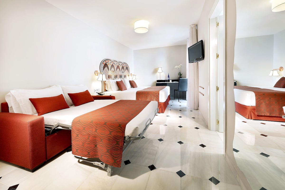 1 bedroom, minibar, in-room safe, desk