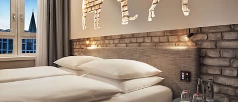 Doppia Superior, 1 letto king | Biancheria da letto ipoallergenica, una cassaforte in camera