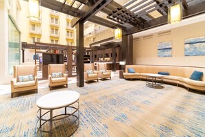 Interior - Doubletree Suites by Hilton at The Battery Atlanta (Atlanta)