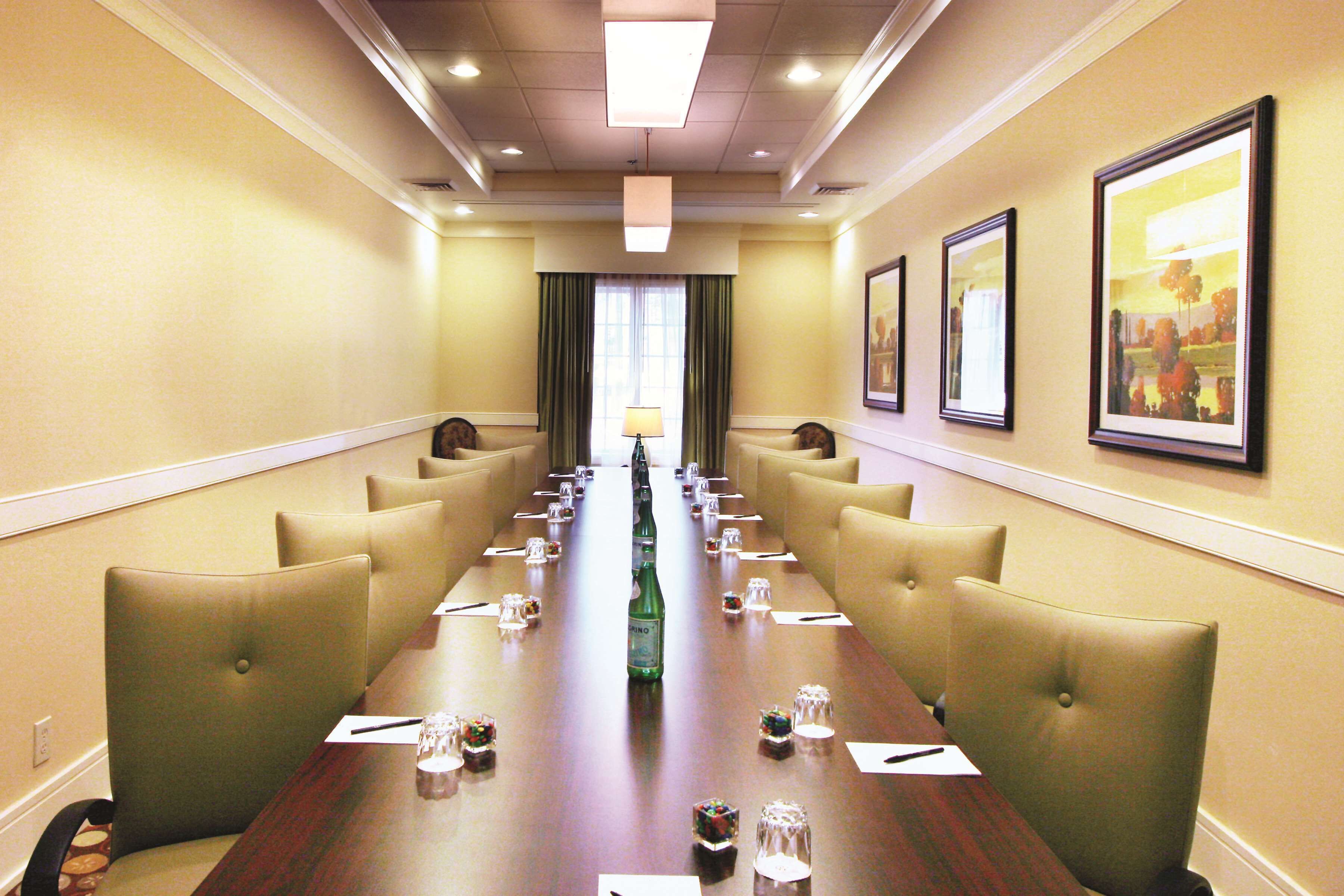 Photo - Doubletree Suites by Hilton at The Battery Atlanta