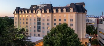 Doubletree Suites by Hilton at The Battery Atlanta