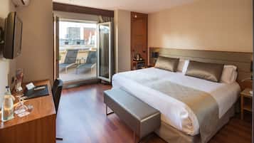 Minibar, coffres-forts dans les chambres, décoration personnalisée