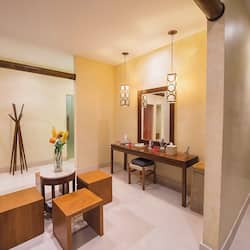 Sauna, steam room, body treatments, aromatherapy, beach massages