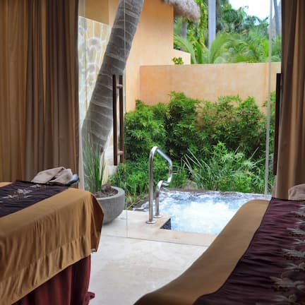 Sauna, steam room, body treatments, aromatherapy, beach massages