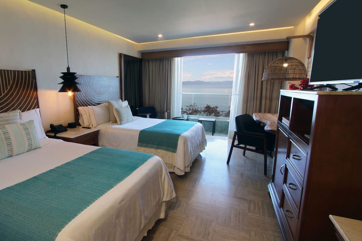 Minibar, in-room safe, desk, blackout drapes