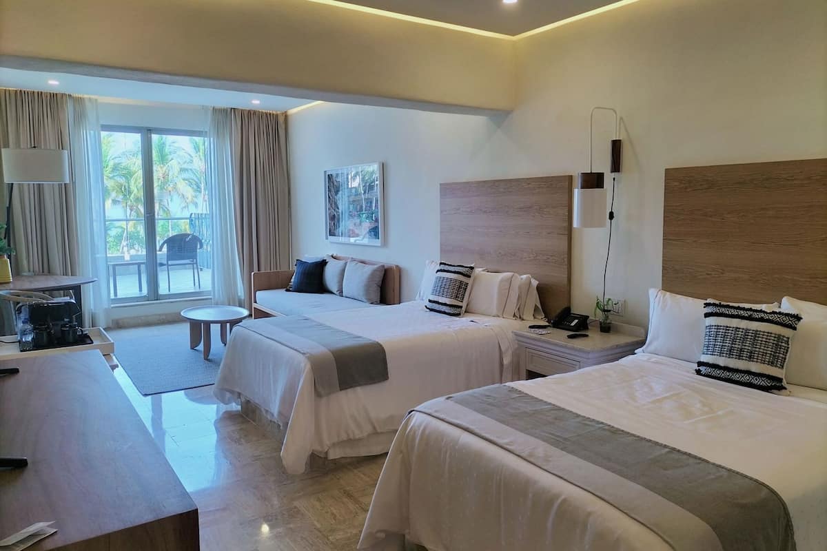 Minibar, in-room safe, desk, blackout drapes