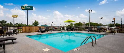 Seasonal outdoor pool