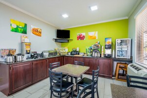 Desayuno buffet incluido