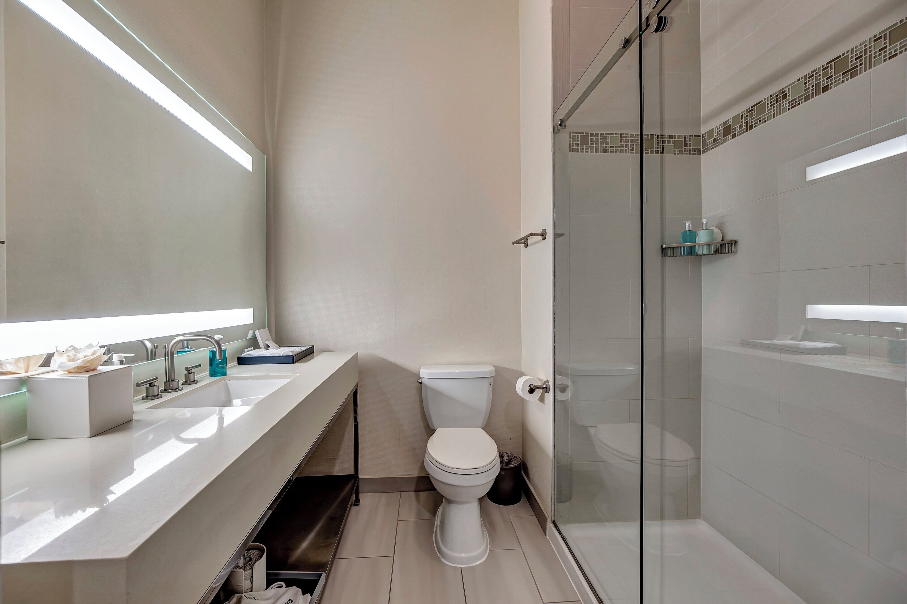 deluxe room, 2 double beds, balcony, ocean view (ocean view with two double beds, priv) | bathroom | shower, rainfall showerhead, designer toiletries, hair dryer