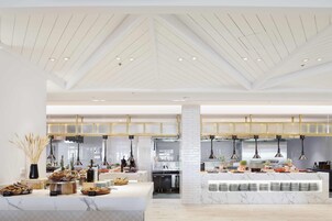 3 restaurants, breakfast, lunch, dinner served; Asian cuisine