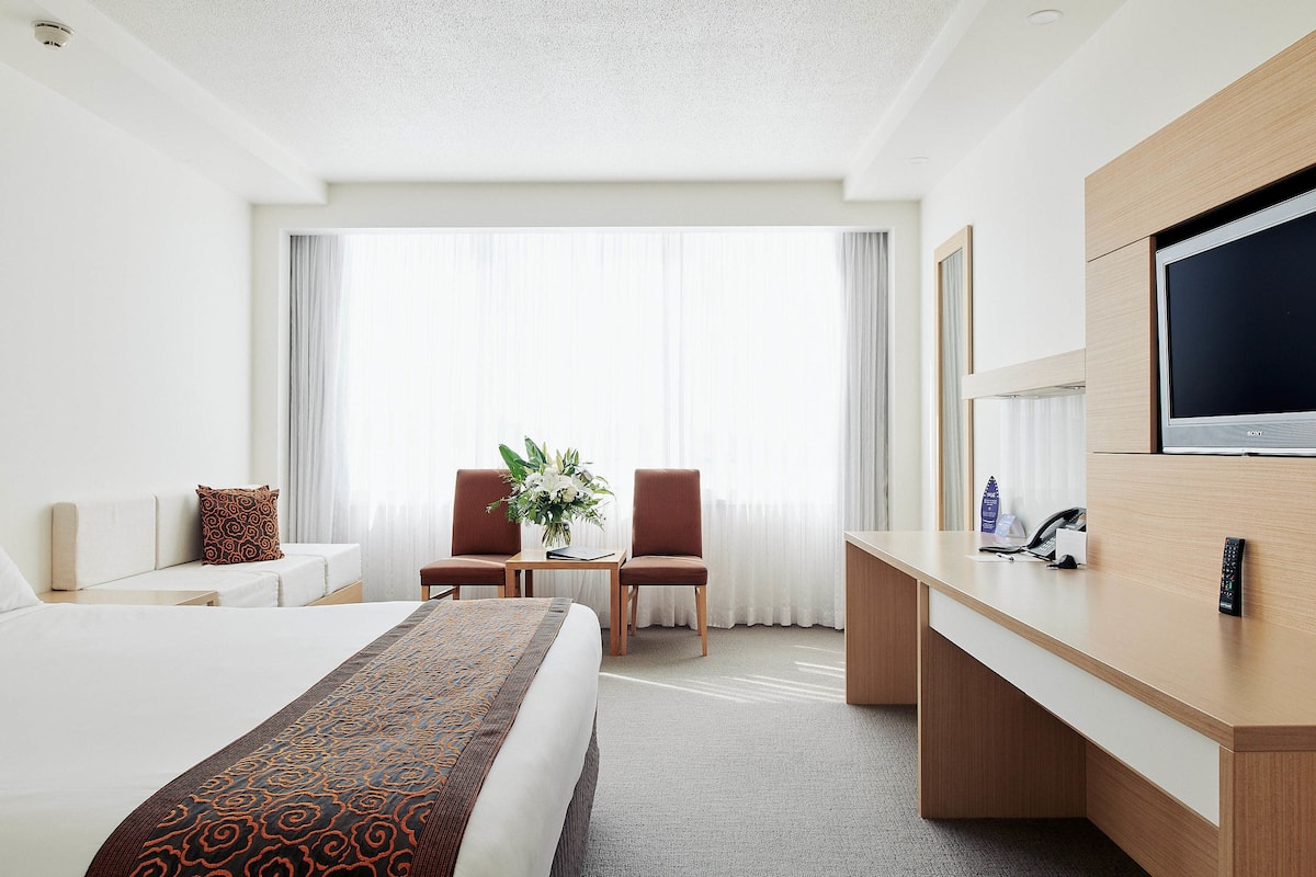 1 Schlafzimmer, Minibar, Zimmersafe, Schreibtisch