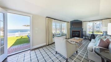 Suite, 2 Queen Beds, Ocean View (Cottage) | Living area | Plasma TV, pay movies