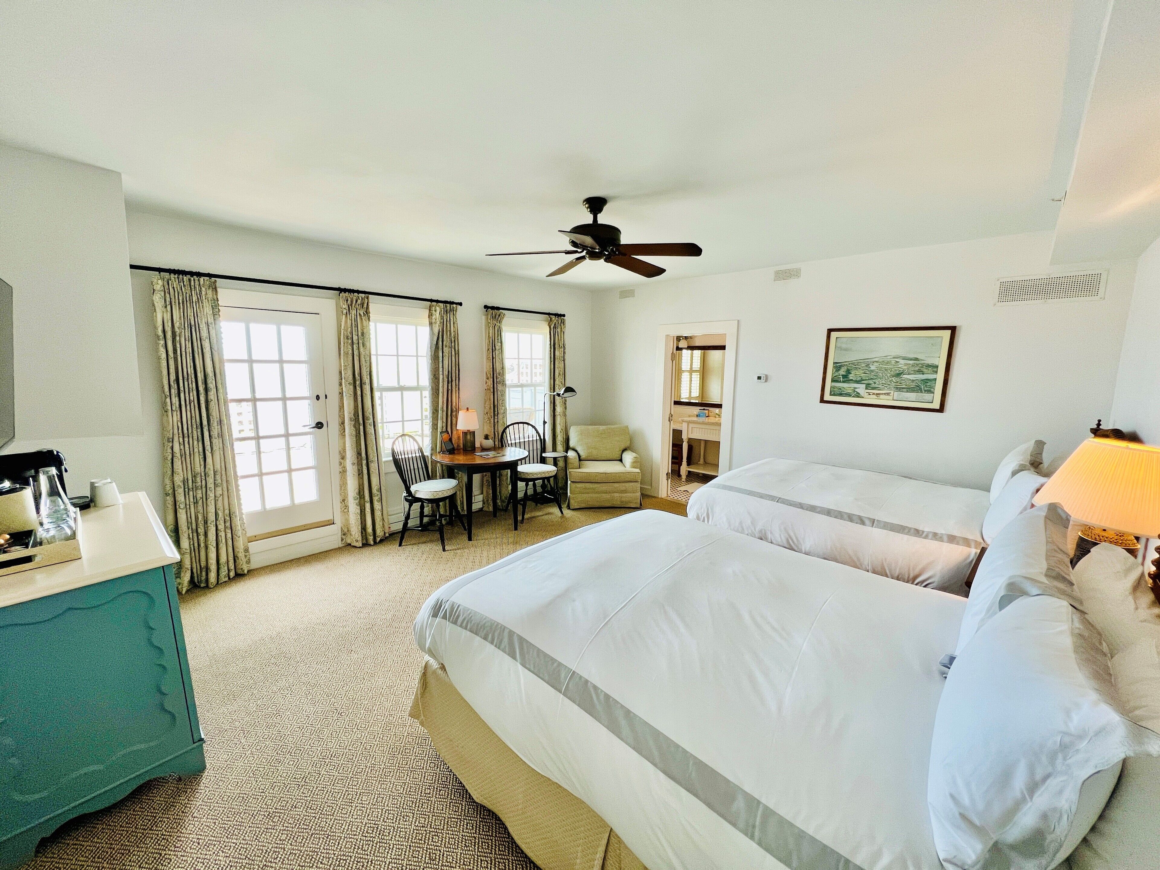 Premium bedding, minibar, in-room safe, iron/ironing board