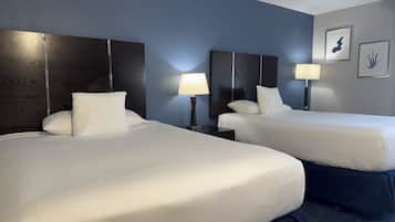 Literie hypoallergénique, coffres-forts dans les chambres, bureau