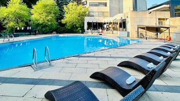 Außenpool (je nach Saison geöffnet)