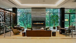 Fireplace - Crowne Plaza Toronto North York by IHG (Toronto)