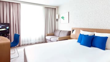 Bộ đồ giường cao cấp, nệm cao su hoạt tính (memory foam)