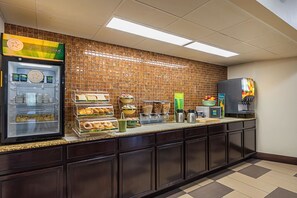 Inbegriffenes großes Frühstück