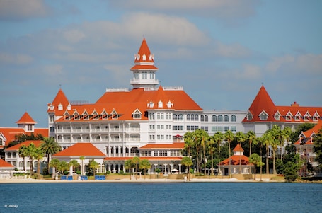 Exterior. Disney's Grand Floridian Resort & Spa