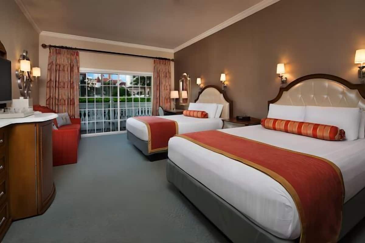 In-room safe, desk, iron/ironing board, free cots/infant beds