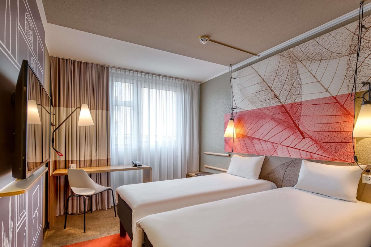 Standard Room, 2 Single Beds