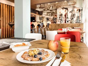 Restaurant - ibis Nuernberg City am Plaerrer (Nuremberg)