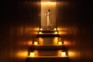 BehandlungsrĂ€ume fĂŒr Paare, Dampfbad, Körperbehandlungen, Aromatherapie