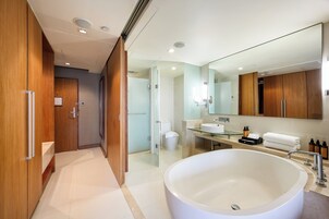 친환경 세면용품, 헤어드라이어, 목욕가운, 슬리퍼