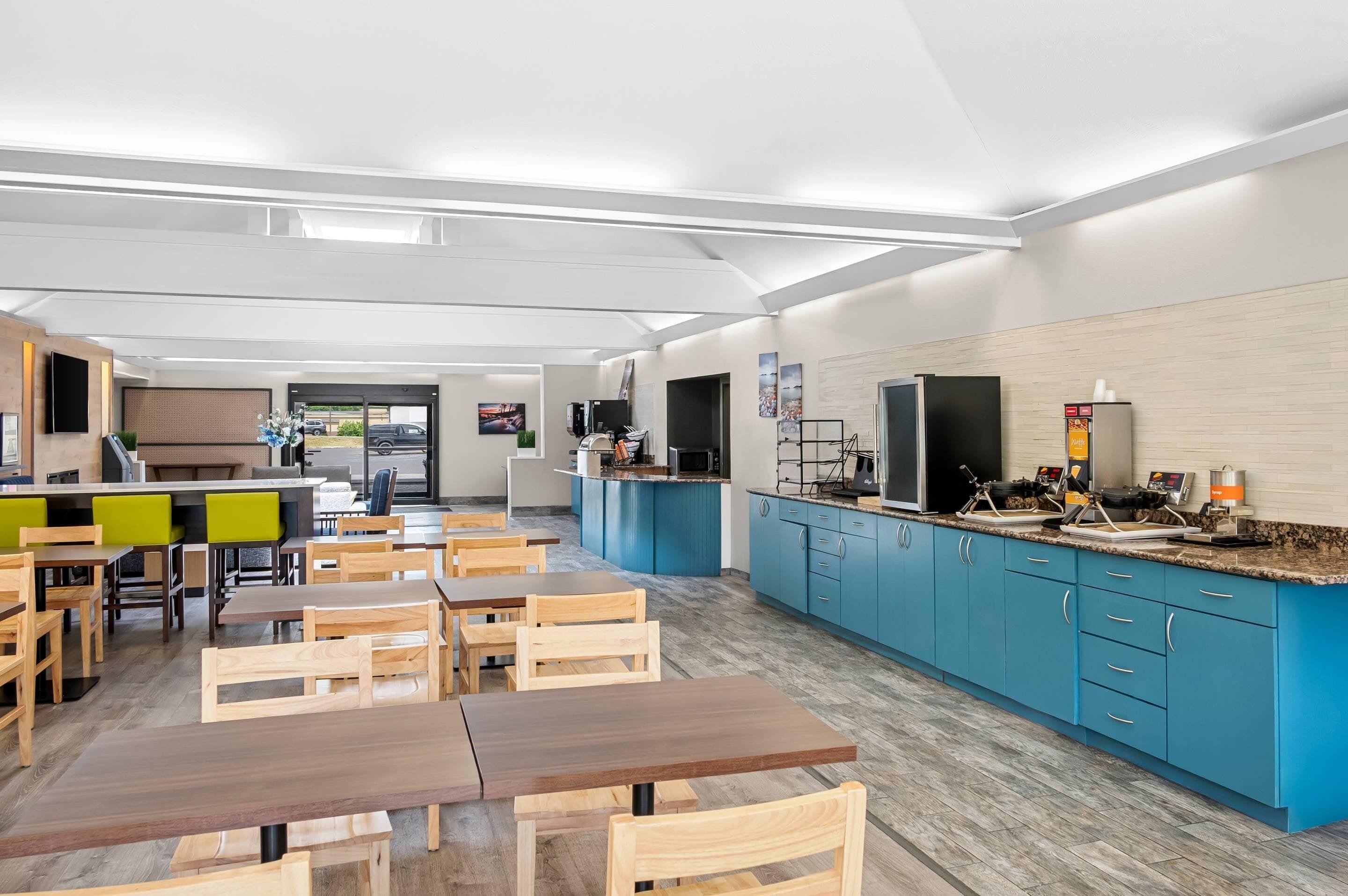Café da manhã com buffet grátis todos os dias