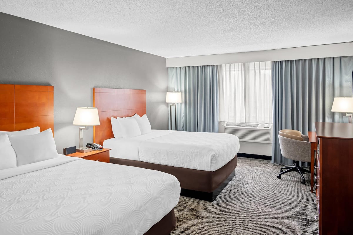 Room, 2 Queen Beds, Accessible, Non Smoking
