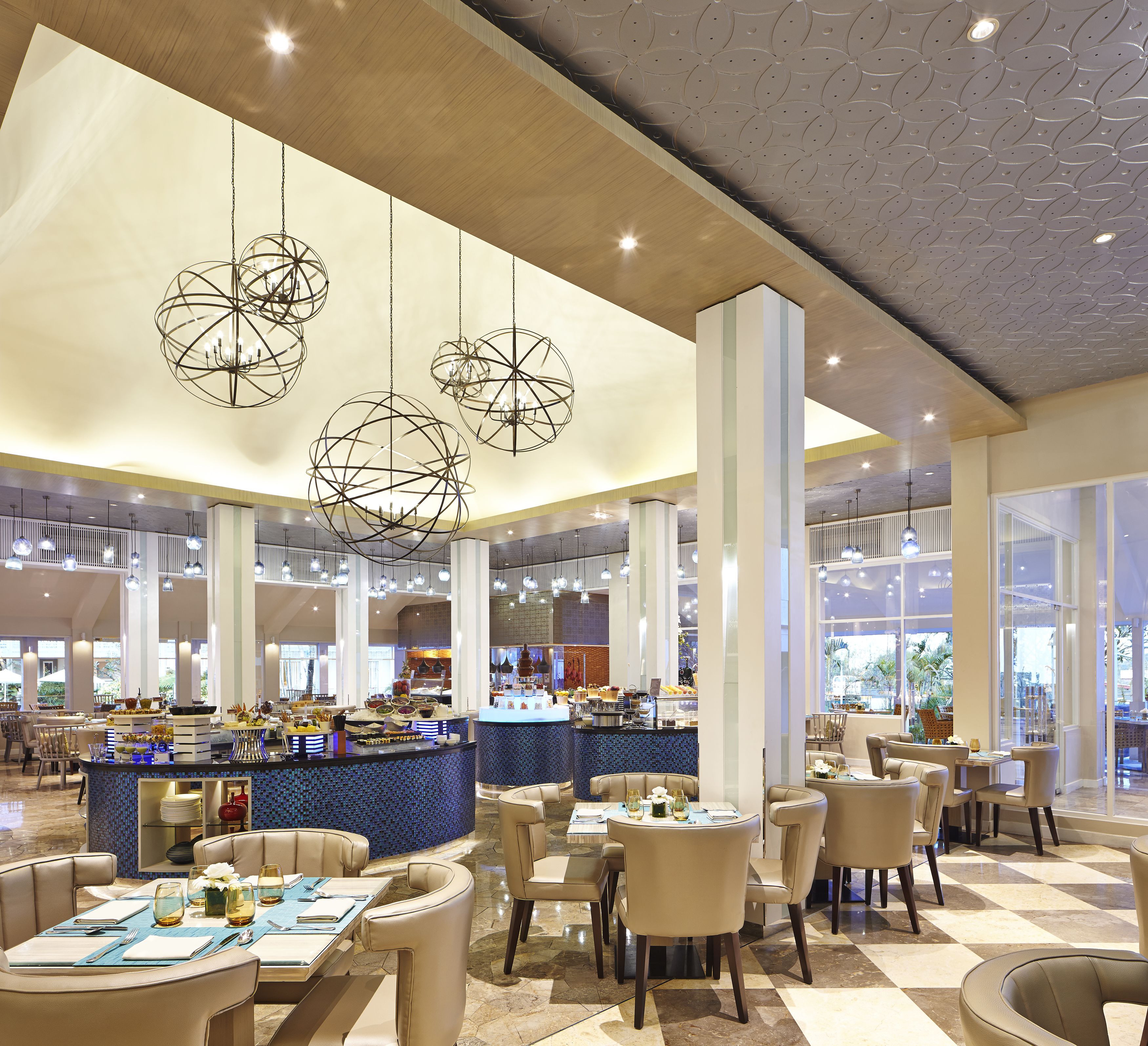 breakfast and dinner served