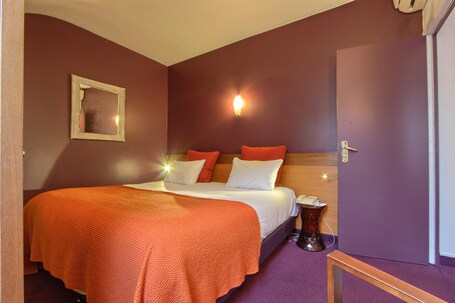 Timhotel Invalides Eiffel - Image 16