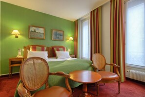 Superior Double or Twin Room | Premium bedding, in-room safe, desk, iron/ironing board