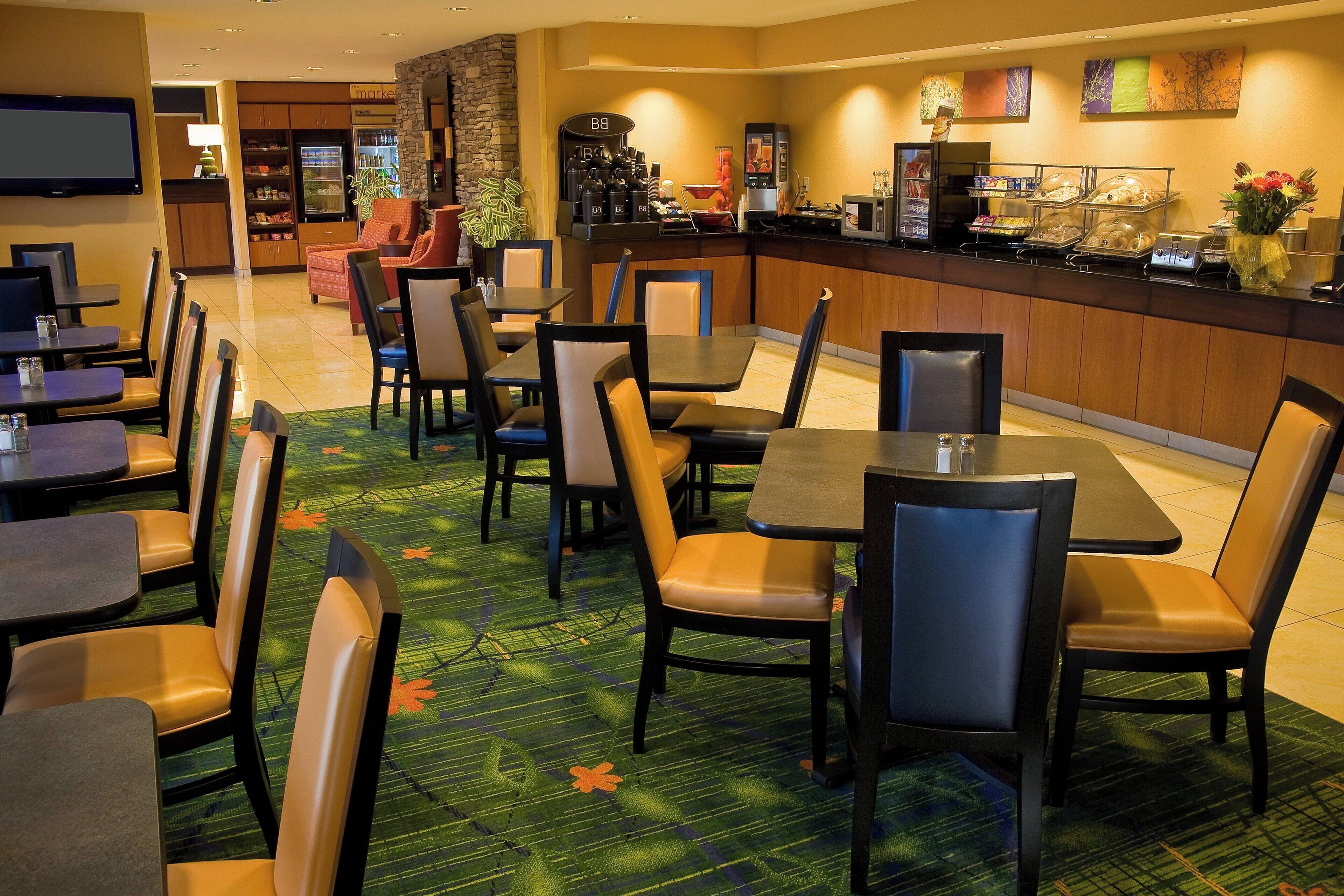 free daily continental breakfast