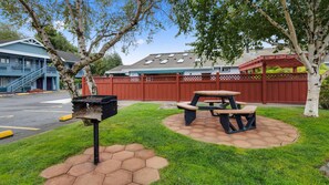 BBQ/picnic area