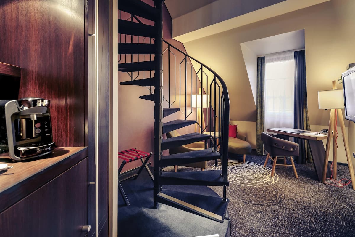 Privilege, Kamer, 1 queensize bed | Hypoallergeen beddengoed, een gratis minibar, een kluis op de kamer