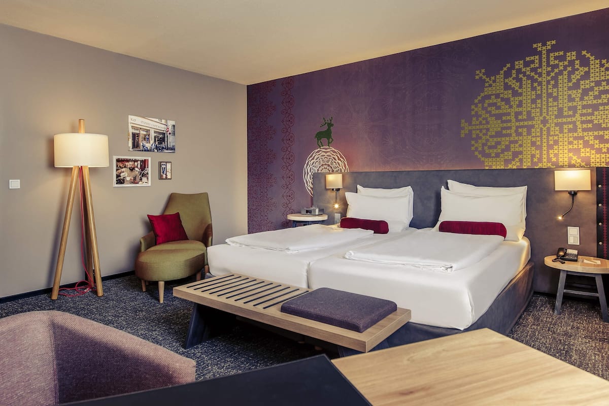 Hypo-allergenic bedding available, minibar (free items), in-room safe