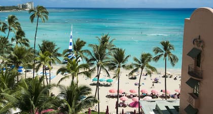 The Royal Hawaiian, a Luxury Collection Resort, Waikiki