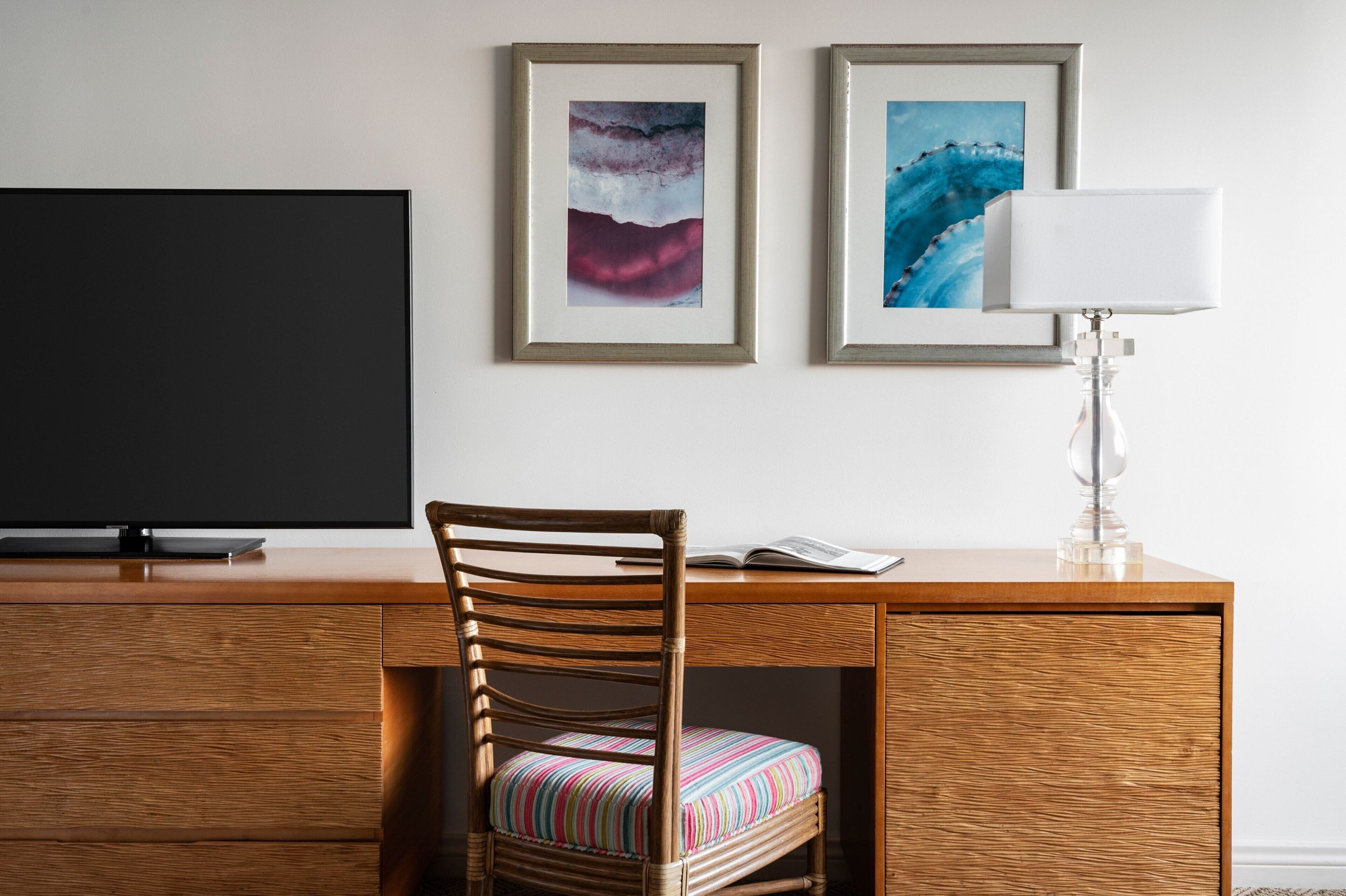 1 bedroom, hypo-allergenic bedding, down duvets, in-room safe