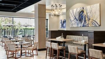 Breakfast and lunch served