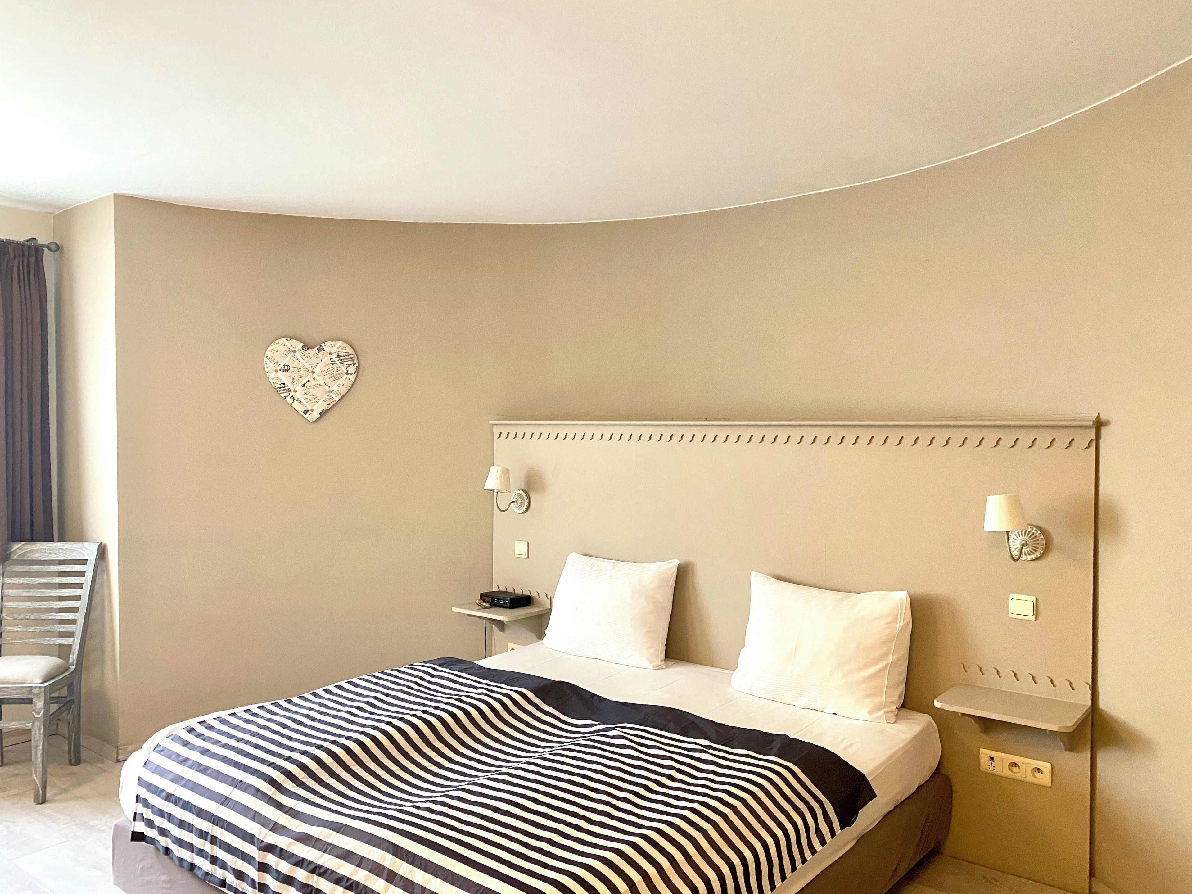 standard apartment, 2 bedrooms | in-room safe, soundproofing, iron/ironing board, free cots/infant beds