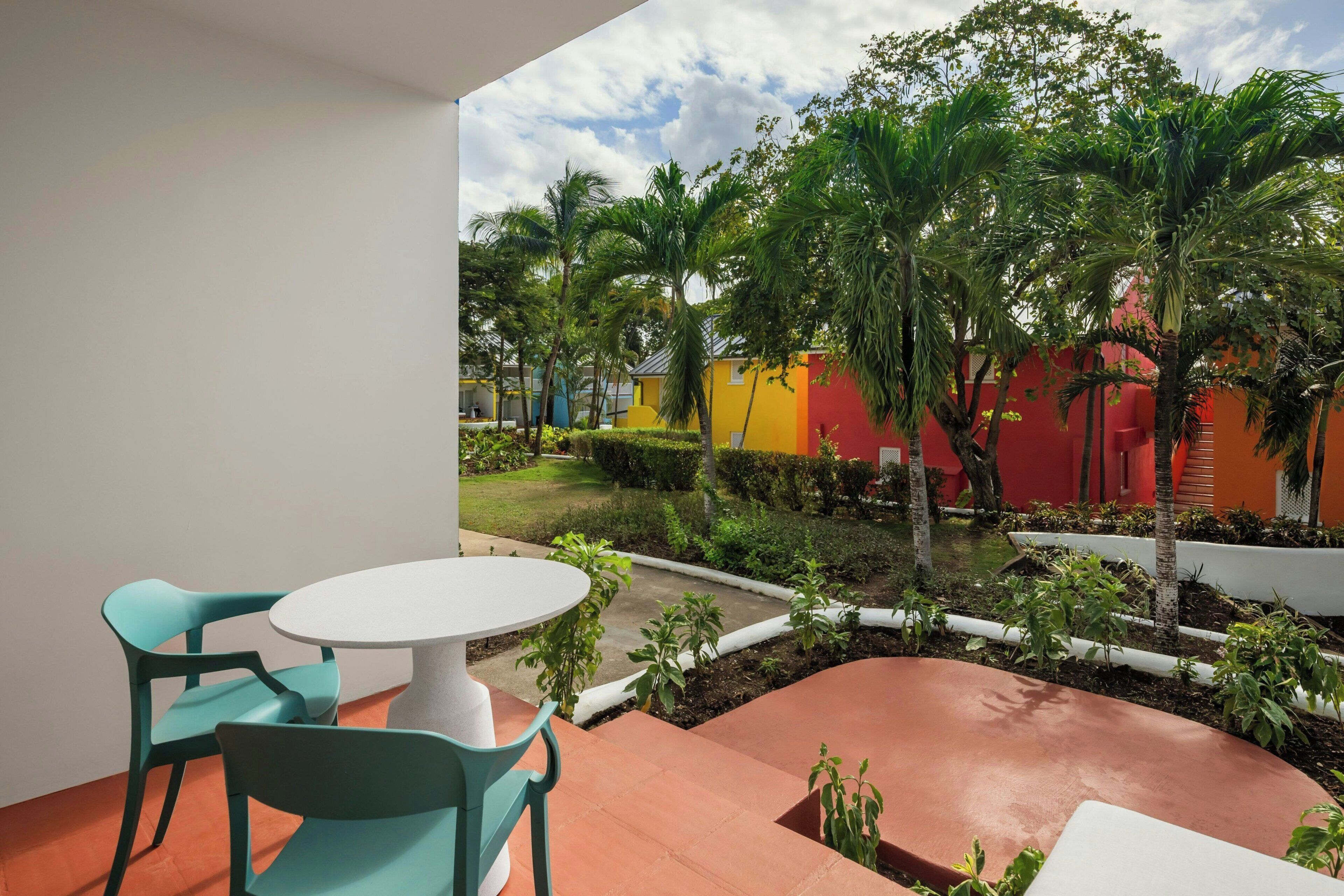 Pool Garden View Room, Guest room | Pool | 3 outdoor pools, pool umbrellas, sun loungers
