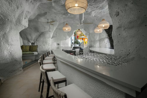 2 Bars/Lounges, Bar im Pool, Poolbar