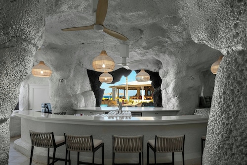 Crystal Cove, A Tribute Portfolio All-Inclusive Resort