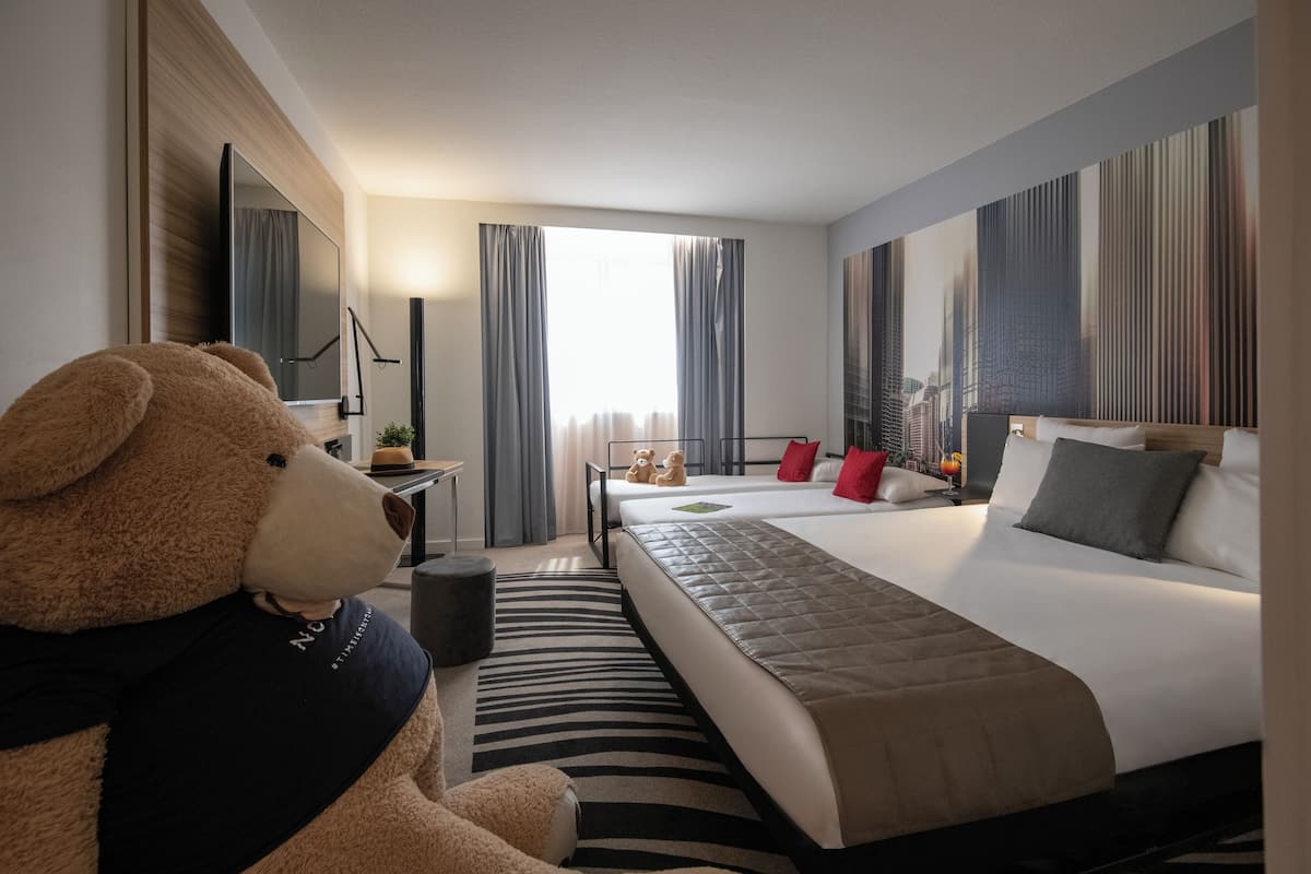 Hypo-allergenic bedding, down duvets, memory-foam beds, minibar