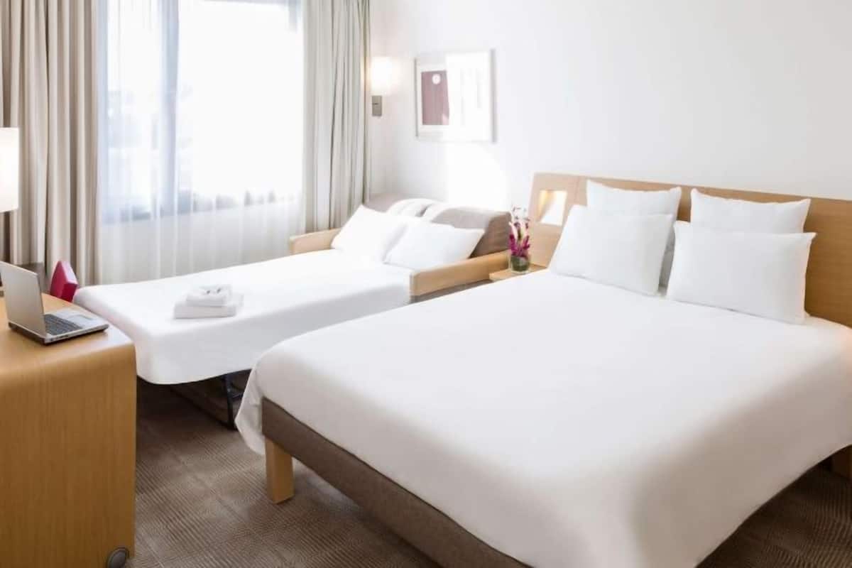 Hypo-allergenic bedding, down duvets, memory-foam beds, minibar