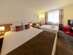 Classic Room, 1 Double Bed with Sofa bed | Hypo-allergenic bedding, down comforters, memory foam beds, minibar - Novotel Nice Centre Vieux Nice (Nice)