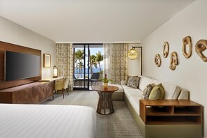 Premium bedding, in-room safe, desk, laptop workspace