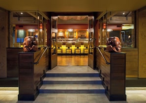 4 restaurants, breakfast, lunch, dinner served; American cuisine