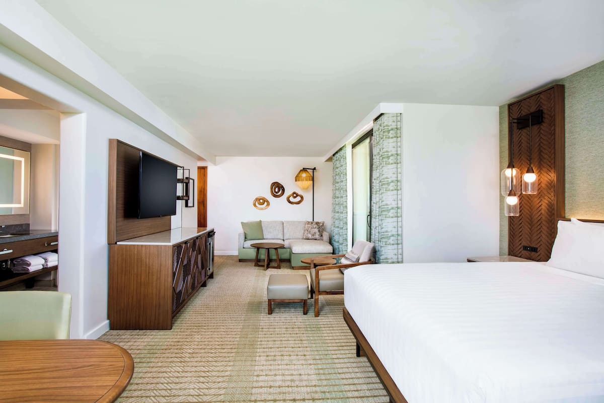Room, 1 King Bed with Sofa bed, Ocean View, Corner | Premium bedding, in-room safe, desk, blackout drapes